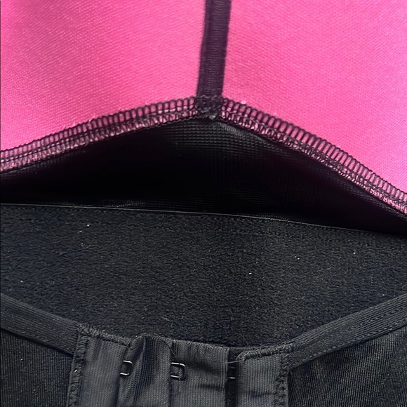 PINK Victoria’s Secret Black Women's Intimate Sport  Bra sizes XL - Picture 4 of 4